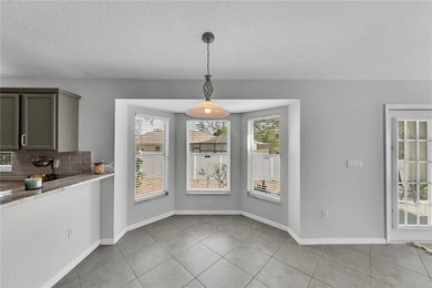 Beautifully updated home located in the heart of Spring Hill - photo 22