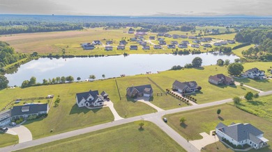 Welcome to 105 N Stallion Drive, where peaceful lakefront living - photo 5
