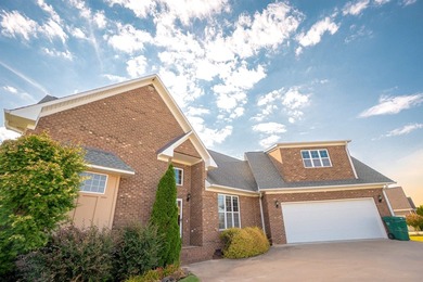 Welcome to 105 N Stallion Drive, where peaceful lakefront living - photo 6