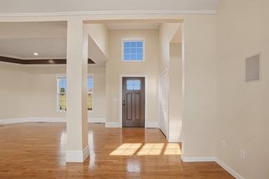 Welcome to 105 N Stallion Drive, where peaceful lakefront living - photo 7
