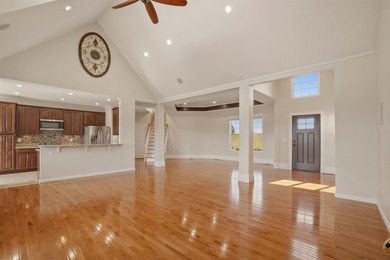 Welcome to 105 N Stallion Drive, where peaceful lakefront living - photo 8