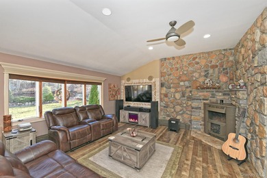 Discover rustic charm and modern comfort in this beautifully - photo 9