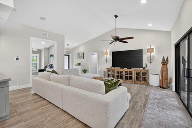 Renovated and ready to move in. This property has it all, open - photo 10