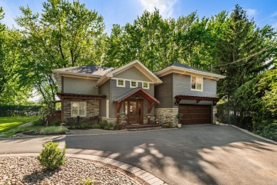 Lake Home For Sale in Saint-Jean-Sur-Richelieu,