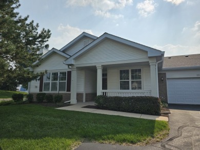 Carillon Lakes Townhome/Townhouse Active Under Contract in Crest Hill Illinois