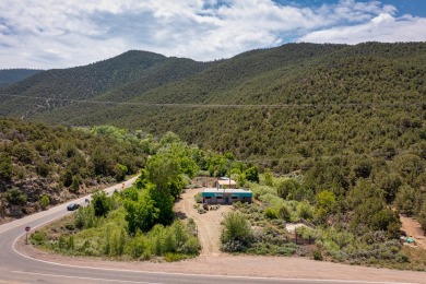 Rio Fernando River Home For Sale in Taos New Mexico