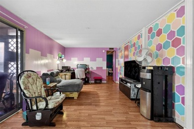 Welcome to this charming home nestled in the desirable community - photo 3