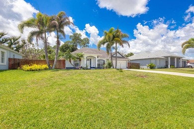 Seller offering up to $5,000 toward buyer closing costs! Welcome - photo 4