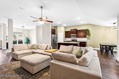Welcome home to Emerald Lake Estates! This beautiful 4-bedroom - photo 12
