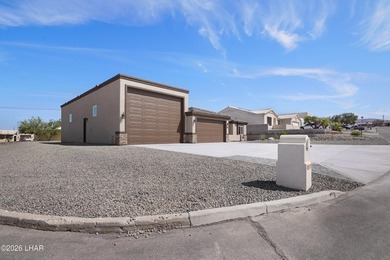 Brand-New Double RV Garage Home in Lake Havasu City! Enjoy - photo 2