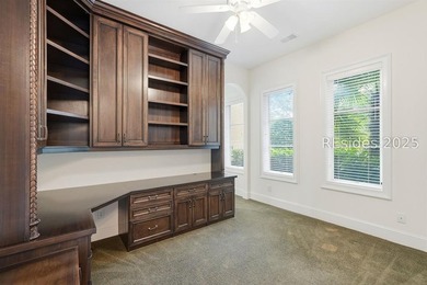 This Berkeley Hall home has been thoughtfully refreshed and is - photo 25