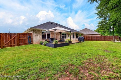 Welcome home to Emerald Lake Estates! This beautiful 4-bedroom - photo 37