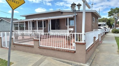 3 bedrooms 2 baths home in a nice area of the west side of Long - photo 4