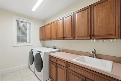This Berkeley Hall home has been thoughtfully refreshed and is - photo 53