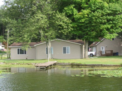 Upper Long Lake Home For Sale in Albion Indiana