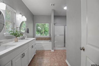 Nestled on a quiet cul-de-sac, this timeless, traditional home - photo 17