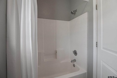Nestled on a quiet cul-de-sac, this timeless, traditional home - photo 27