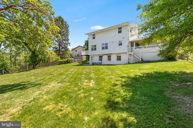 Room to spread out, seasonal river views, and a convenient - photo 42