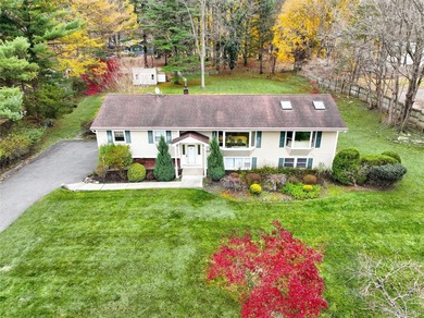 (private lake, pond, coastal) Home Sale Pending in Spring Valley New York
