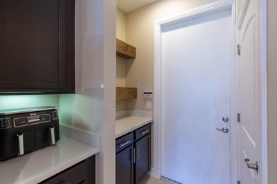 Welcome to this well maintained 3-bedroom, 2.5-bath townhome - photo 8