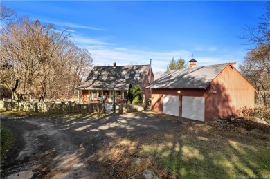 East River - New Haven County Home For Sale in Guilford Connecticut