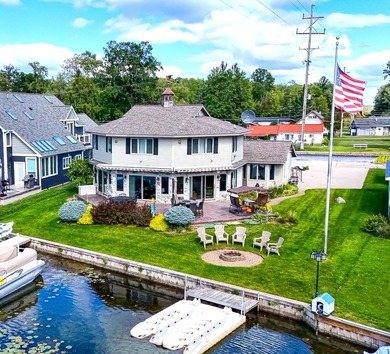 Houghton Lake Home For Sale in Houghton Lake Michigan