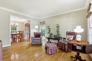 Beautiful 4-Bedroom Home in Highly Desirable Neely Farm. Pride - photo 3