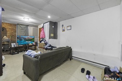 Welcome to 33 Colonial Road Unit 9, Stamford, CT 06906, with a - photo 31