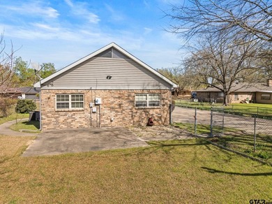 Tucked away in one of Pittsburg's most established neighborhoods - photo 33