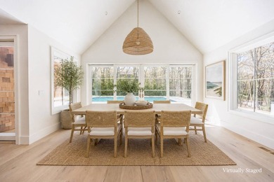Just completed, this exquisite transitional-style new build just - photo 10