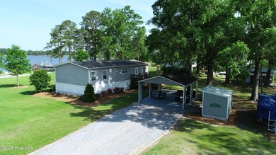 Pamlico River Home For Sale in Aurora North Carolina