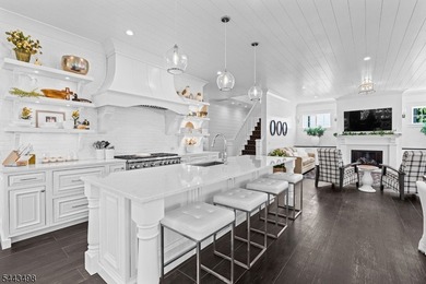 Architectural excellence meets everyday living in this - photo 9