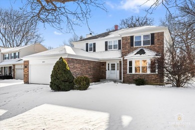 Forest Green Lakes Home Active Under Contract in Lake Zurich Illinois