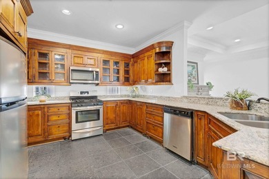 HISTORIC MALBIS CUSTOM COTTAGE: Discover timeless Southern charm - photo 14