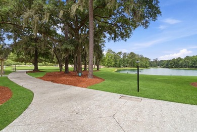 Welcome to Sapelo Circle in Belvedere Island Plantation! Come - photo 33
