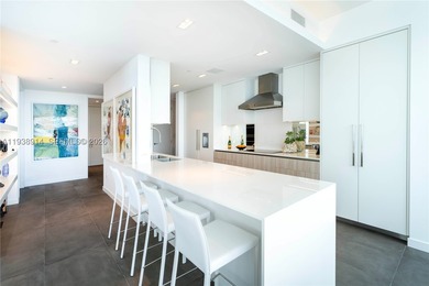 Breathtaking Sunset & Skyline Views from Private, Guard-Gated - photo 6