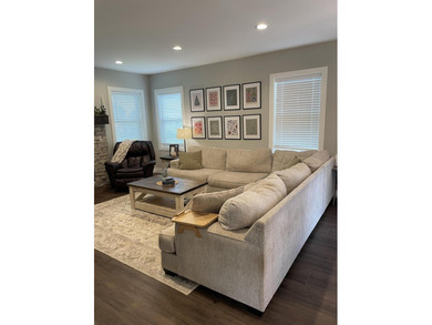 PRICE IMPROVEMENT! A sudden job transfer makes this stunning - photo 5