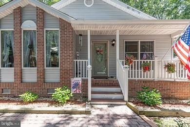 Beautifully maintained and move-in ready home located in the - photo 6