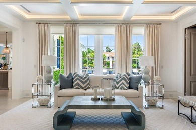 Stunning ''nearly new'' waterfront residence, complete with - photo 6