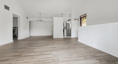 2BR 2BA CONDO PRICED BELOW MARKET TO SELL NOW! Updated unit in a - photo 4