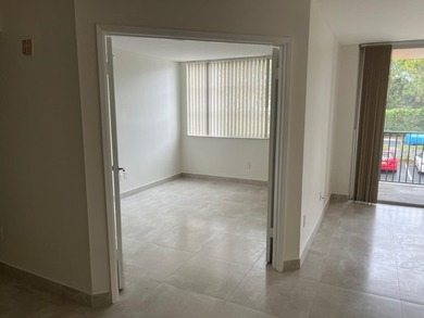 Exceptional opportunity to purchase a 2 bedroom 1 bath condo in - photo 8