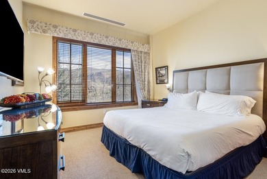 Experience true ski-in/ski-out living in this beautifully - photo 15