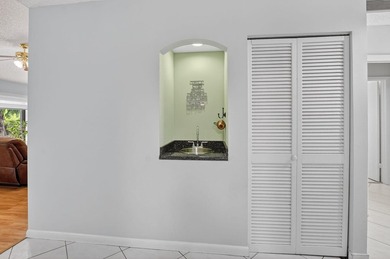 Welcome to this spacious 5-bed, 2-bath home offering 2,269 sqft - photo 5