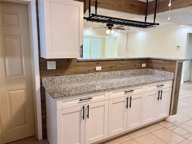 Welcome to 1708 E Main Street, Lakeland, FL! This beautifully - photo 10