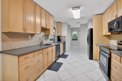 Welcome to this spacious 5-bed, 2-bath home offering 2,269 sqft - photo 10