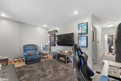 Turn-Key Investment Opportunity! This well-maintained - photo 5
