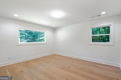 RARE ONE-ACRE OPPORTUNITY IN CHASTAIN PARK! Fully renovated and - photo 31