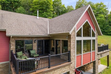 With a commanding overlook of Sturgeon Bay, Cecil Bay, the