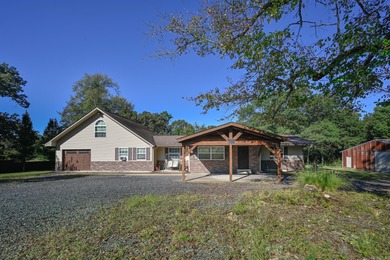 (private lake, pond, creek) Home For Sale in Hatfield Arkansas