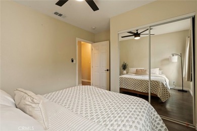 Welcome to 208 E 67th St, Long Beach - a versatile and - photo 13